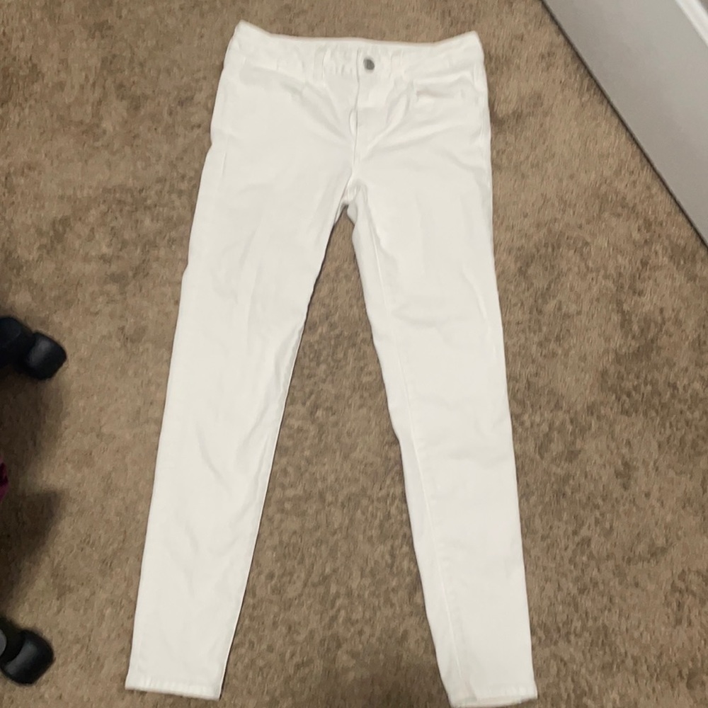 AEO super stretch size 6R white jeggings